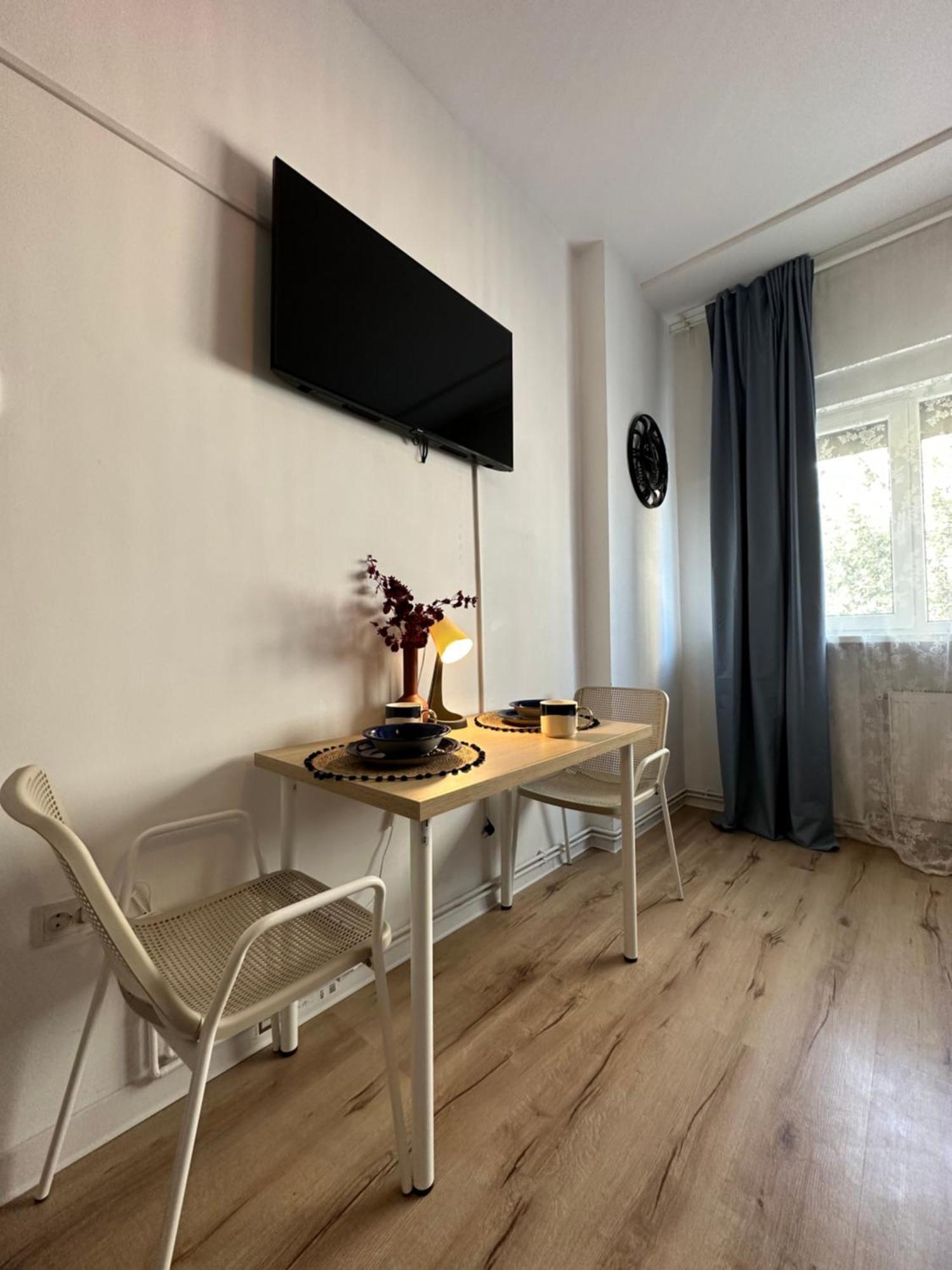 Central Studio Sapphire Daire Bükreş Dış mekan fotoğraf
