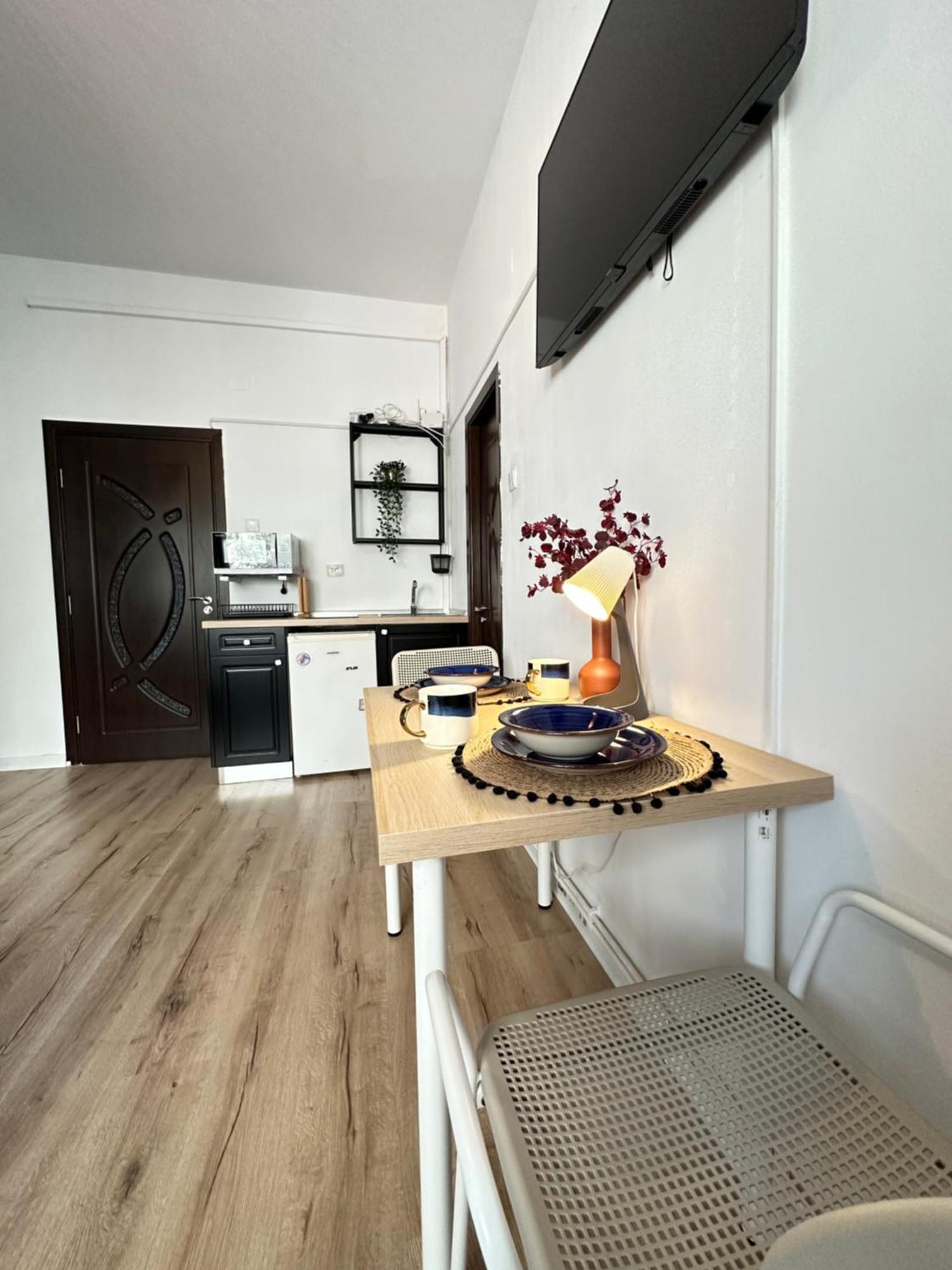 Central Studio Sapphire Daire Bükreş Dış mekan fotoğraf
